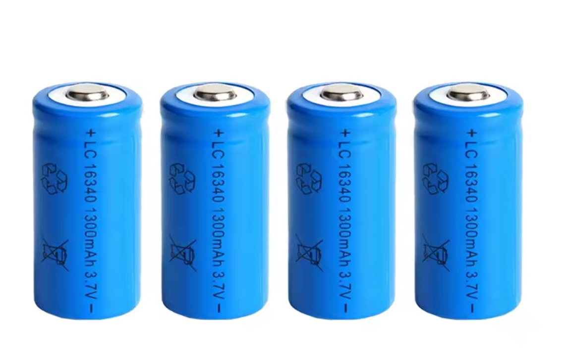 Wiederaufladbarer 16340 Cr123A-Akku, 3,7 V Lithium-Ionen-C-Typ, geeignet für LED-Taschenlampen/Überwachung/Kameras, USB-Schnellladung