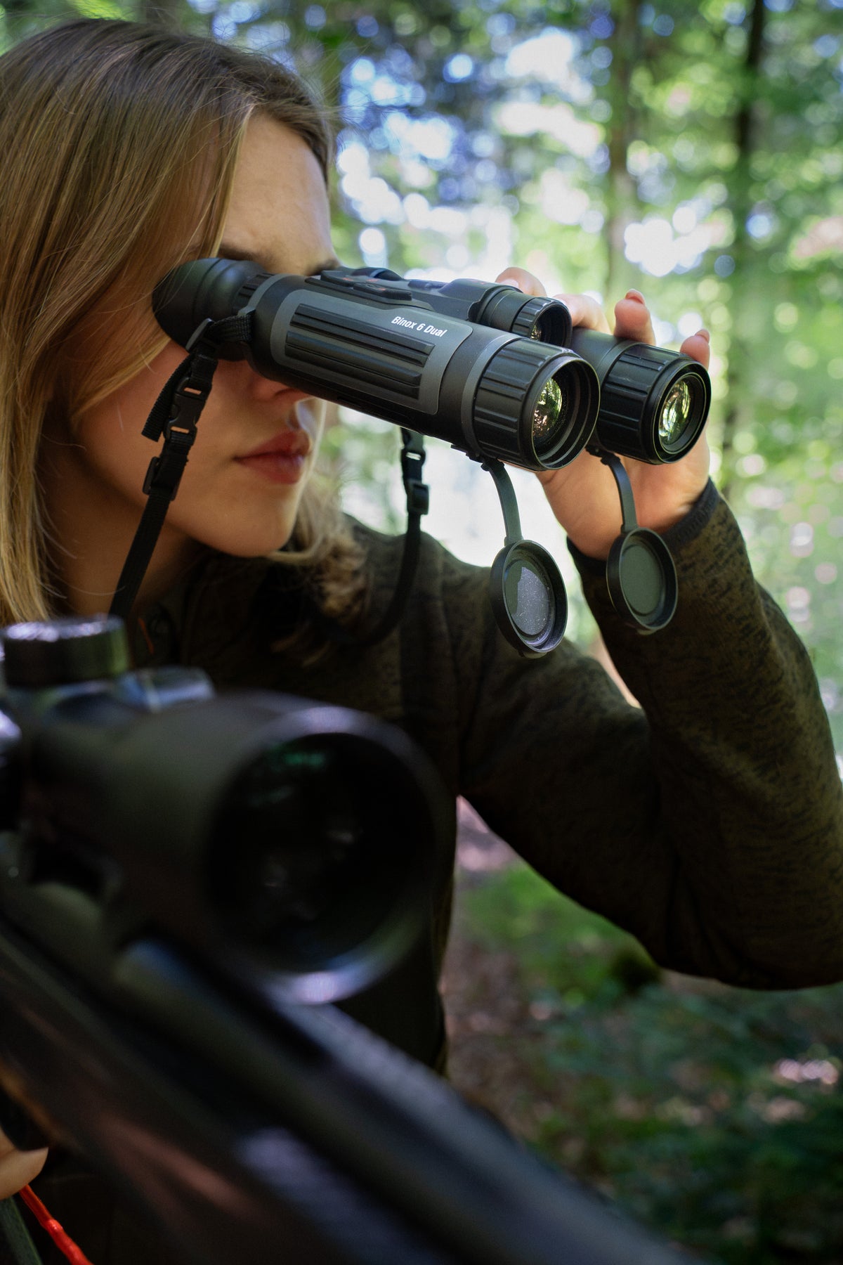 ATN BinoX 6 Dual 256 Multispektral-Fernglas mit LRF